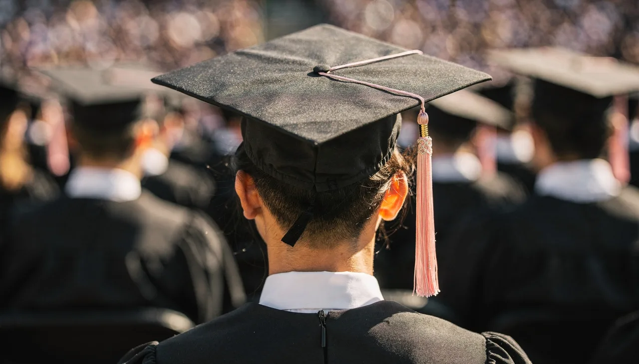 EdSurge Podcast Highlights the Value of Degrees and Writing Over Fast AI