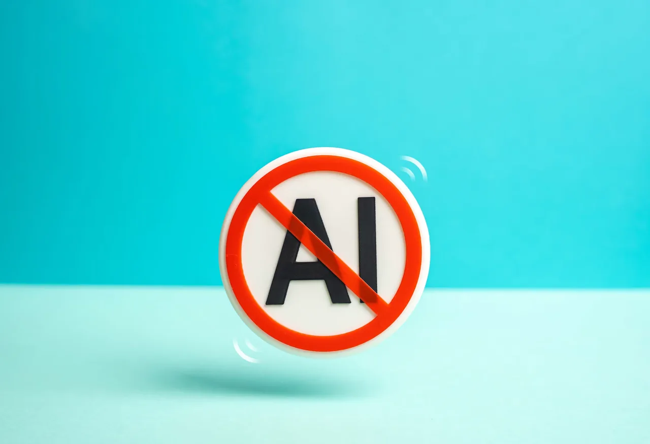Amerikaanse skooldistrikte plaas klaskamer-KI tydelik op ys terwyl kenners debatteer oor verbooie en die doeltreffendheid van hulpmiddels