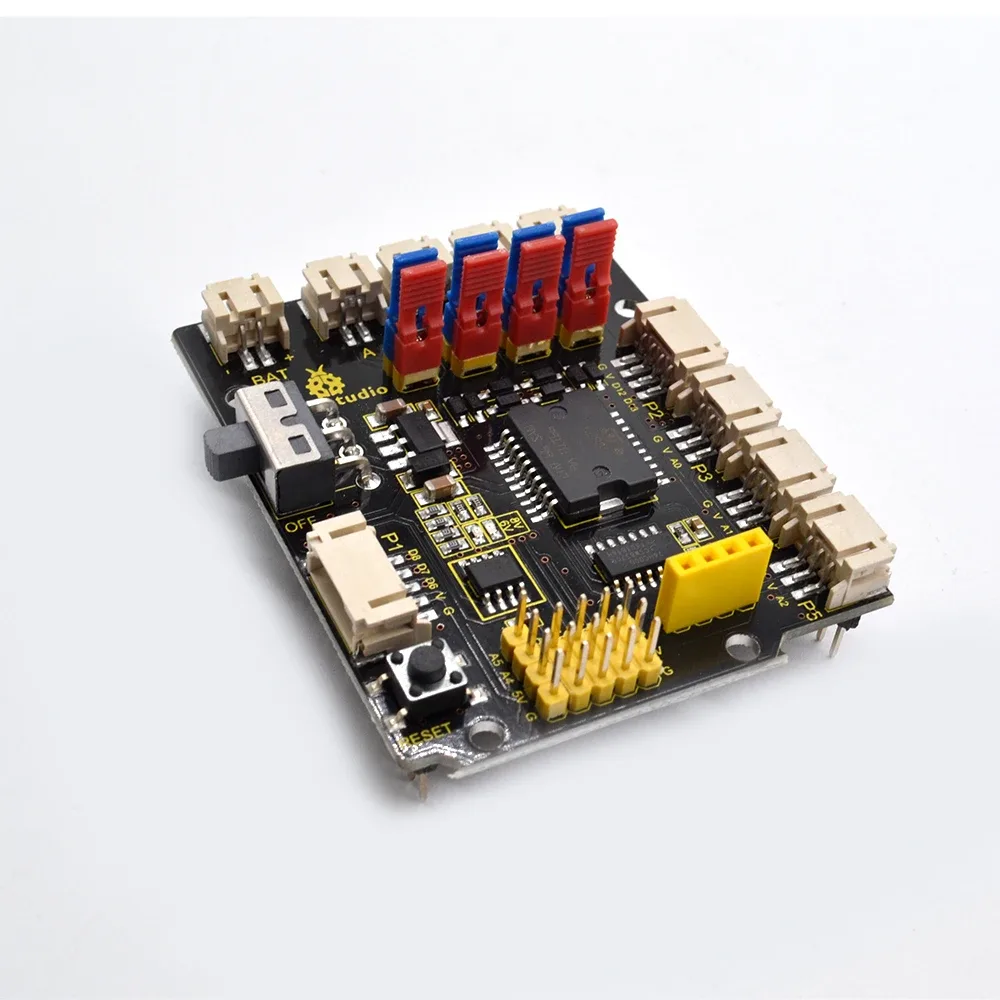 Flexible four-motor control