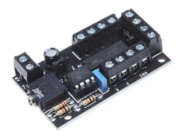 PICAXE-08 Motor Driver Project Board with PICAXE-08M2 and L293D