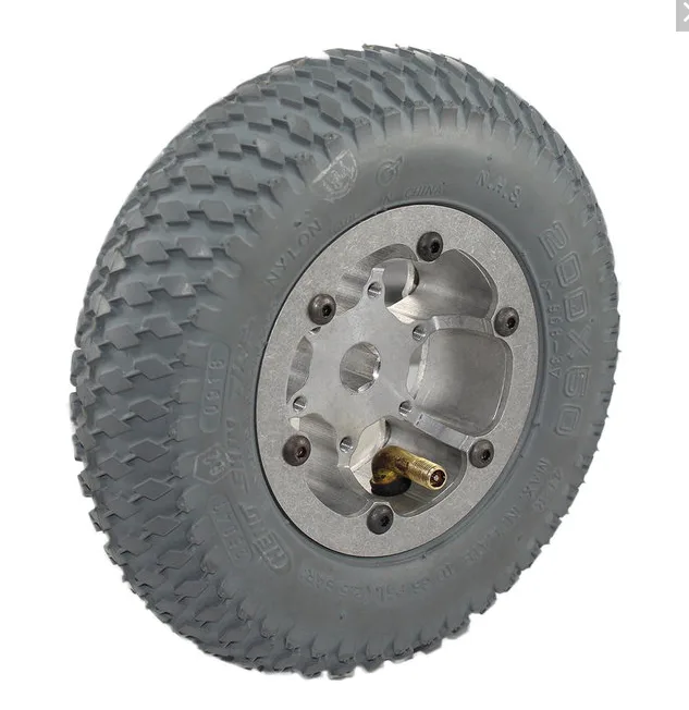 8 in. HD Pneumatic Wheel 0.5 in. Hex Bore