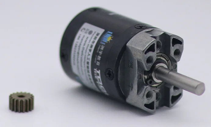 7102 Series Planetary Gearbox (99.5:1 Ratio, 24mm Length 6mm D Shaft)