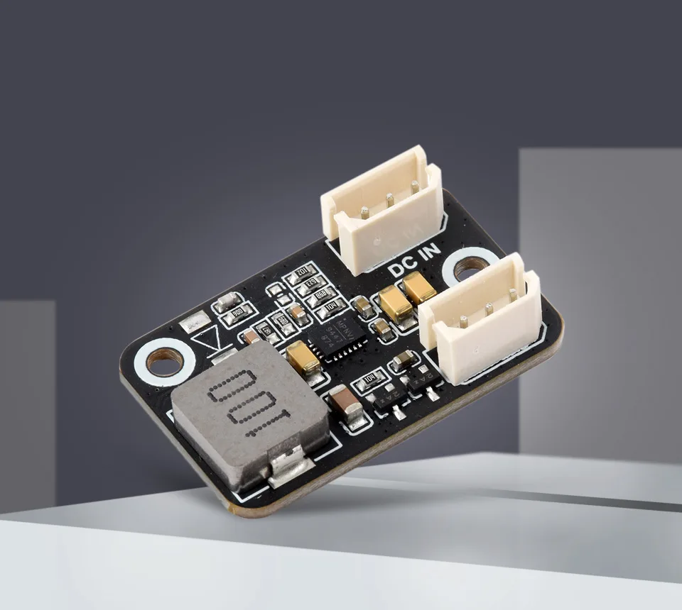 Regulated 7.2V power output