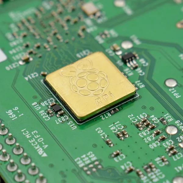 Dual-material thermal conductivity
