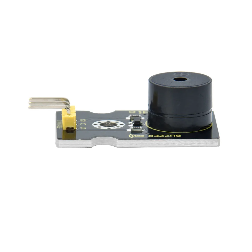 Broad operating voltage range
