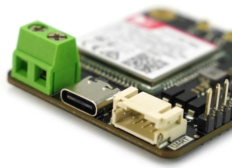 Flexible UART and USB connectivity
