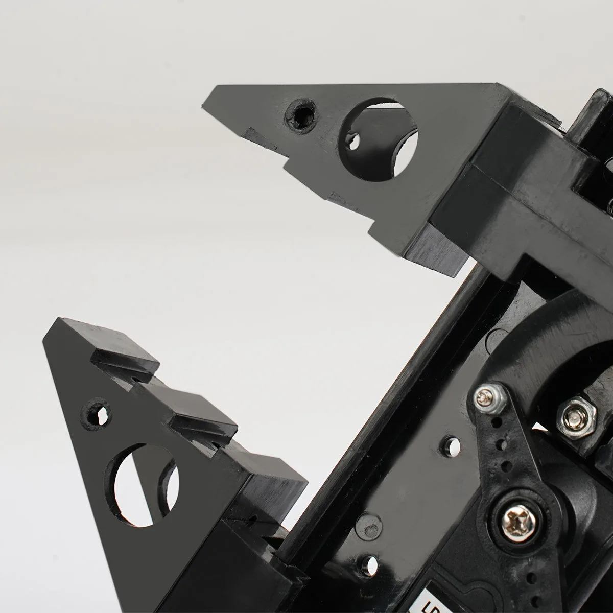 Expanded surface contact area