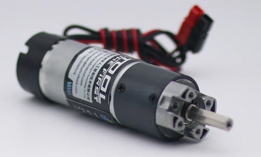 7203 Series Planetary Gear Motor (26.9:1 Ratio, 24mm Length 8mm REX Shaft, 223 RPM, 3.3 - 5V Encoder)