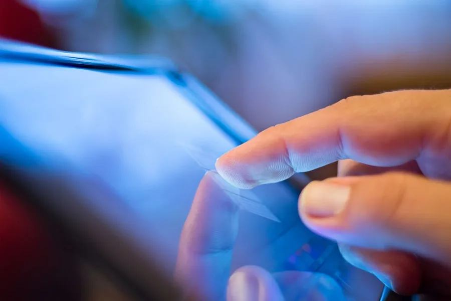 Intuitive touchscreen interface