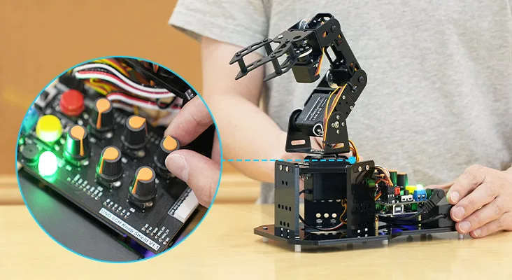 Dynamic control with knob potentiometer