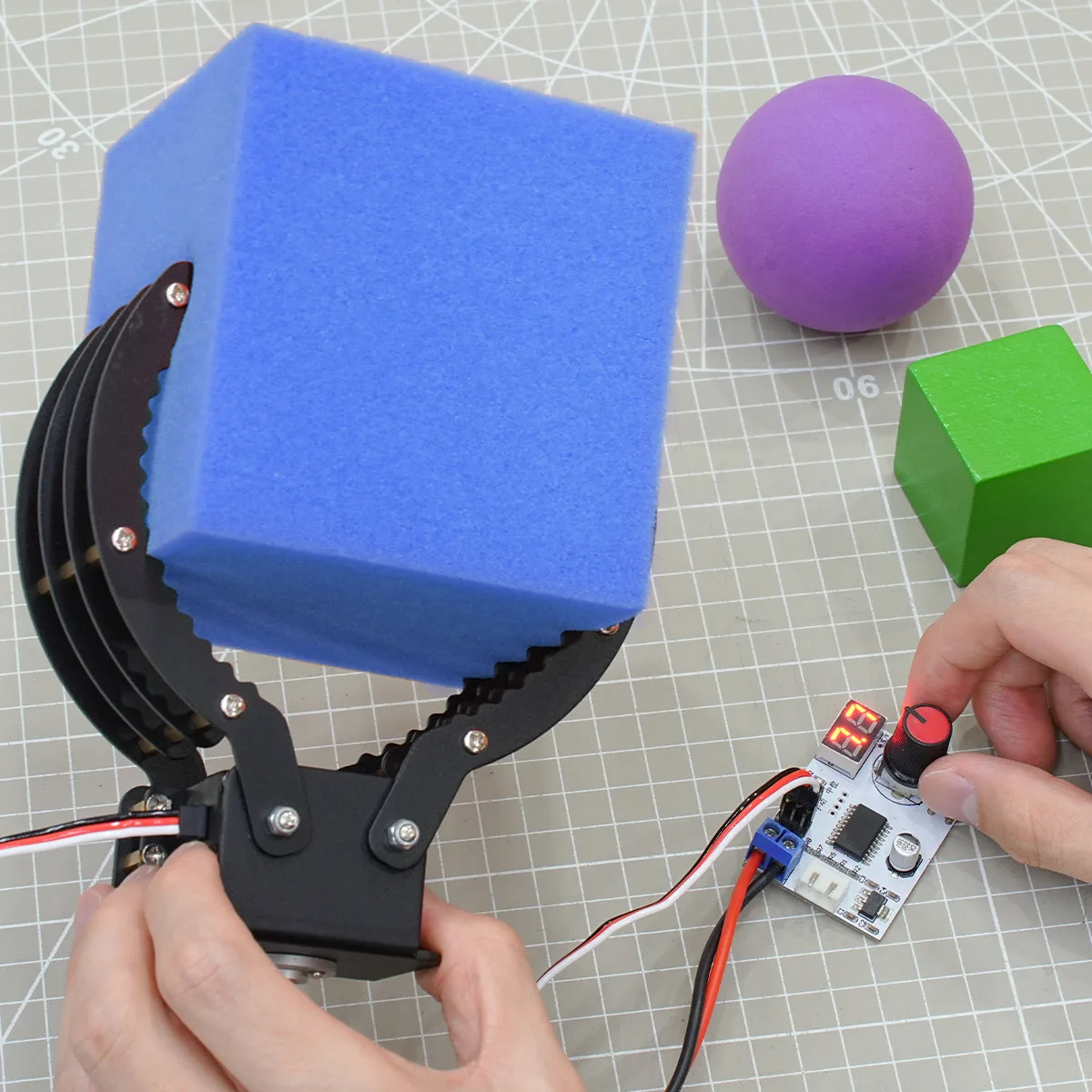 Simple servo testing